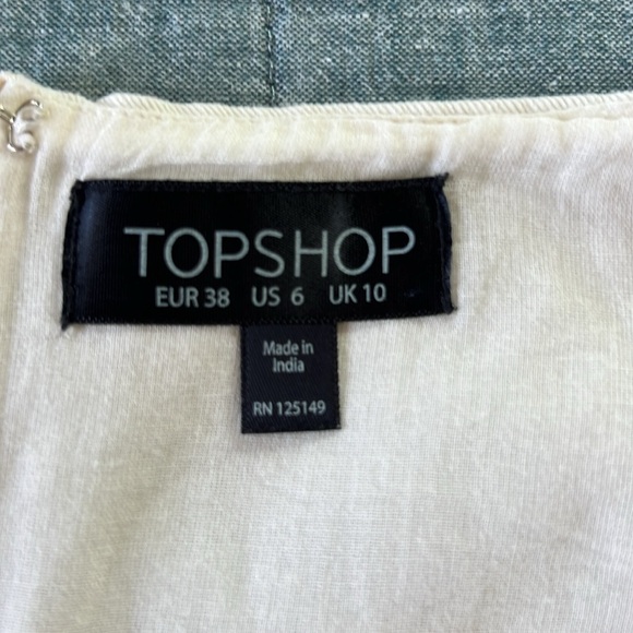 TOPSHOP Floral Embroidered Boho 100% Cotton Mini Skirt | 6 - Picture 7 of 11